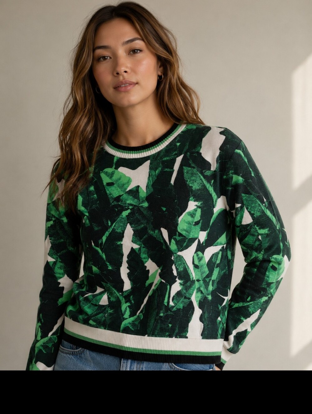 MAISON CINQCENT TROPICAL LEAF PRINT SWEATSHIRT SIZE SMALL